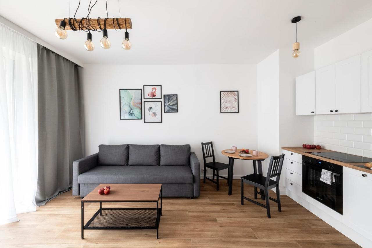 Apartment - Aparts Wlochy *
